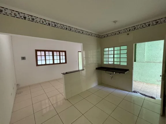Imagem Casa com 2 dormitórios à venda, 110 m² por R$ 380.000,00 - Monte Castelo - São José dos Campos/SP