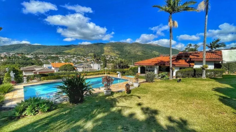 Imagem Viva o melhor de Atibaia em um sobrado com vista deslumbrante para a Pedra