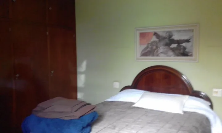 Imagem Casa à venda em Piracicaba. 03 dormitórios com armários embutidos sendo 01 suíte com banheira de...