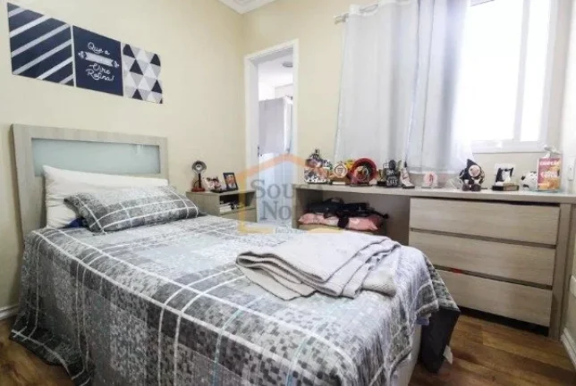 Imagem Apartamento amplo, 3 dormitórios, sendo 3 suítes, totalizando 4 banheiros, equipado com armários ...