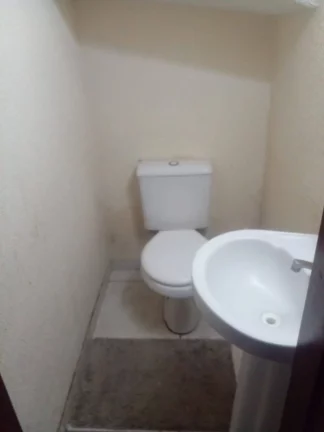 Imagem Sobrado no Vitória Regia - CIC - Próximo a Bosch - R$300 mil