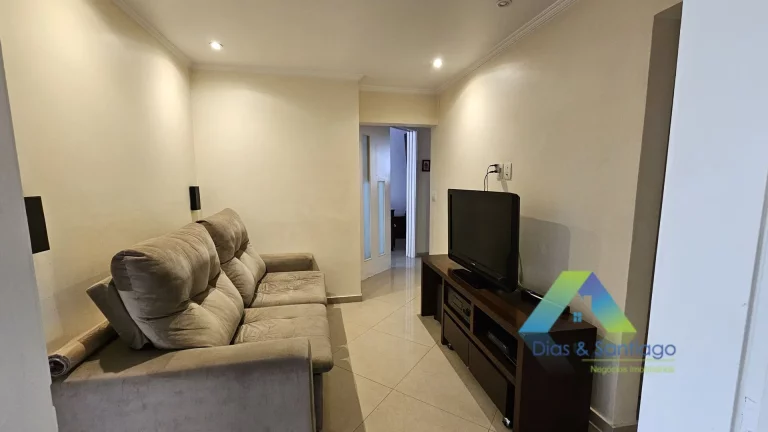 Imagem Apartamento alto padrão com 135m² em localização privilegiada na Estação de Metrô Moema/Zsul com 3 dormitórios, 1 suíte.