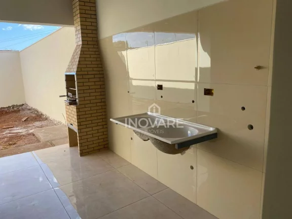 Imagem Casa com 3 dormitórios à venda, 100 m² por R$ 365.000,00 - Setor Planalto - Itumbiara/GO