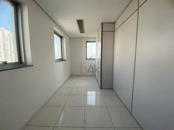 Imagem Salas comerciais unificadas com o total de 160m² para locação no Alto da Boa Vista/Santo Amaro.