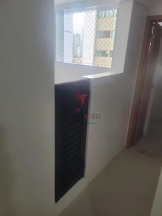 Imagem Oportunidade No Miramar. Apartamento de 3 Quartos. Andar alto