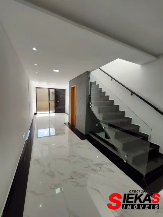 Imagem Casa à venda em São Paulo-SP, Vila Granada: 3 quartos, 3 suítes, 1 sala, 4 banheiros, 2 vagas, 150m². Imperdível!