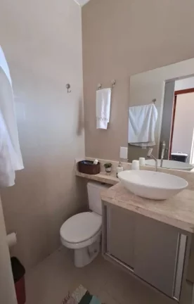 Imagem Casa em Condomínio para Venda em Cuiabá / MT no bairro Jardim Imperial