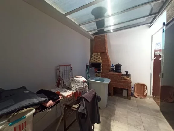 Imagem Sobrado com 2 dormitórios à venda, 60 m² por R$ 400.000,00 - Vila Colorado - Suzano/SP
