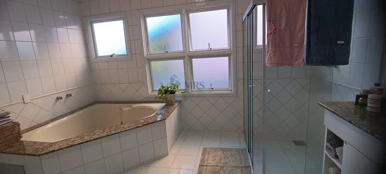 Imagem Casa Cond Portal do Paraiso I 4 dorm 2 suites