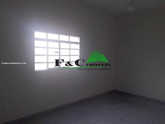Imagem Casa para Venda em Limeira, Centro, 4 dormitórios, 2 banheiros