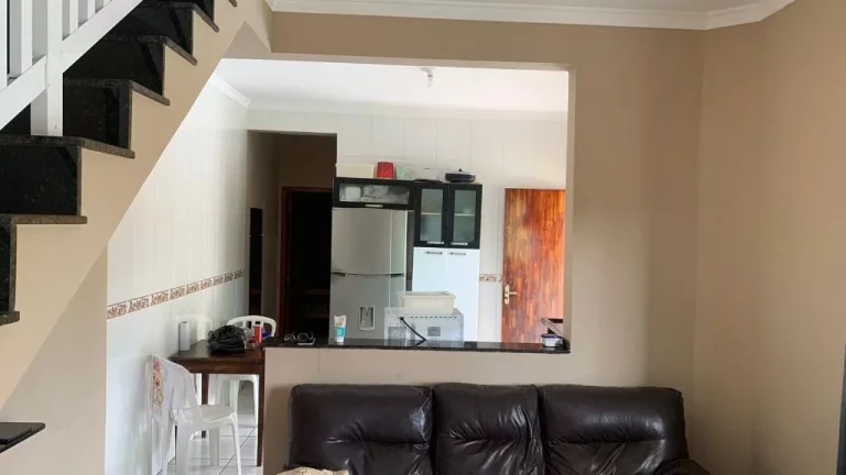 Imagem Sobrado com 3 dormitórios à venda, 174 m² por R$ 800.000,00 - Balneário São João Batista II - Peruíbe/SP