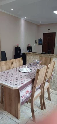Imagem Casa com 3 dormitórios à venda, 114 m² por R$ 495.000 - Maracanã - Praia Grande/SP