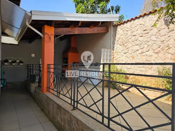 Imagem Casa a venda em Bairro bem localizado em Itatiba