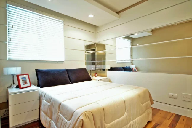 Imagem APARTAMENTO DECORADO Próximo ao parque Bacacheri - 2 quartos. 51 m². 1 vaga.