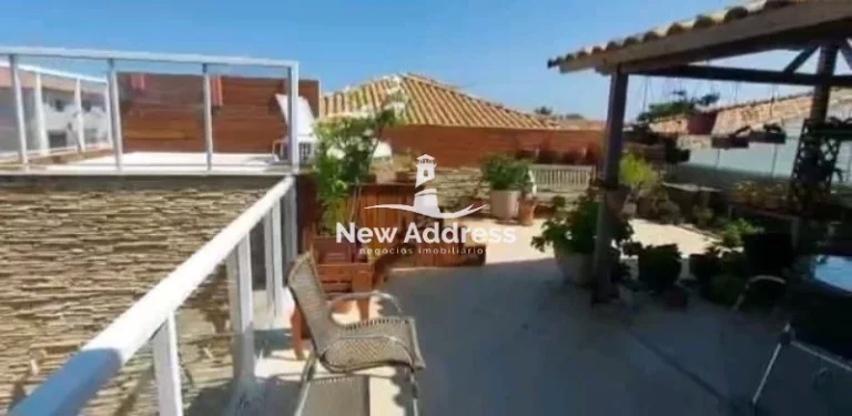 Imagem Triplex com Vista para o Mar e Cobertura em Interlagos - Vila Velha