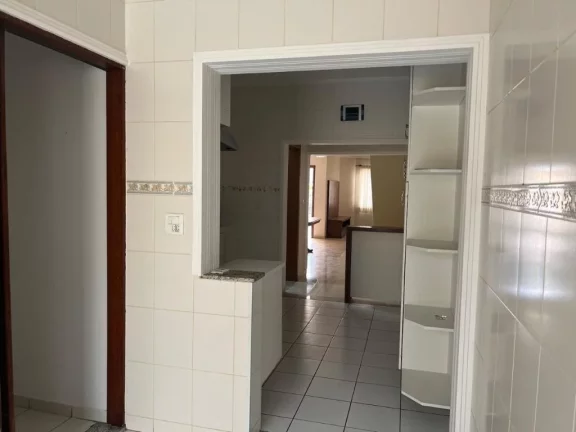 Imagem Sobrado com 3 dormitórios à venda, 170 m² por R$ 750.000,00 - Centro - Ferraz de Vasconcelos/SP
