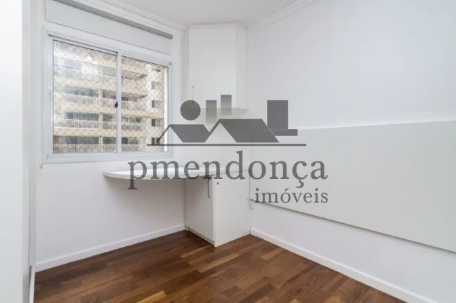Imagem Apartamento na Barra Funda com 96m² em andar alto, 3 quartos e 2 vagas.