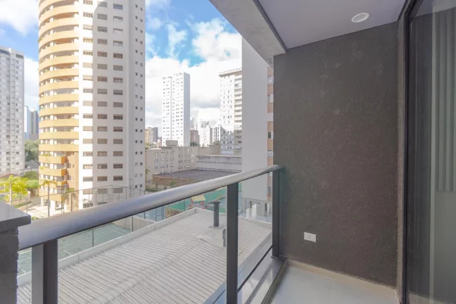Imagem Apartamento de 1 quarto no bairro Água Verde