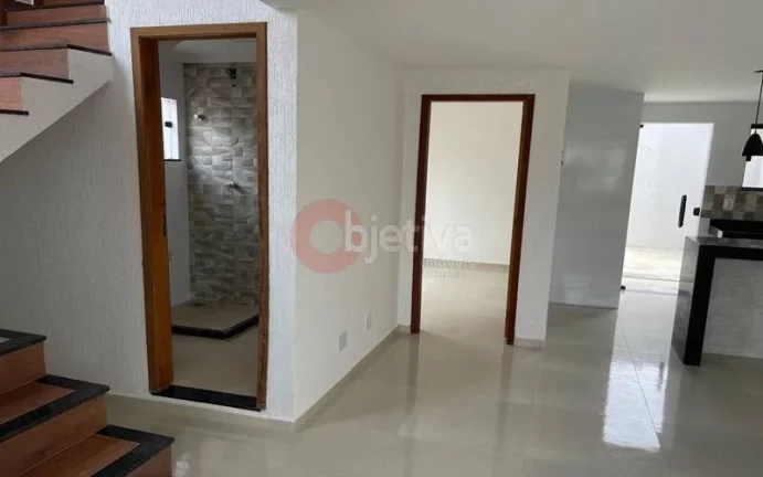 Imagem Casa Duplex nova independente de 3 quartos à venda no Guriri - Cabo Frio.