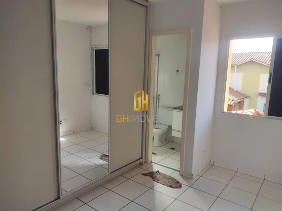 Imagem Sobrado com 3 quartos no Condomínio Las Vegas, em terreno com 200m² com 130m² de área construíd...