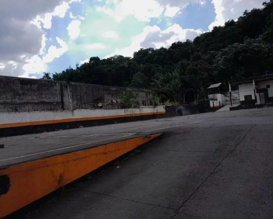 Imagem sobrado com 2 quartos FL26