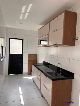 Imagem ALUGO UMA ÓTIMA CASA CONDOMÍNIO LANTAI