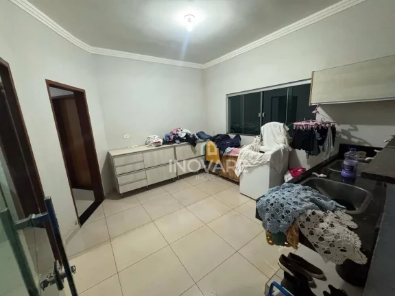 Imagem Casa com 3 dormitórios à venda por R$ 800.000,00 - Alto do Trindade - Itumbiara/GO