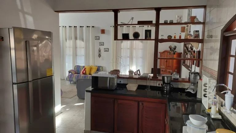 Imagem Casa a venda em condomínio no Horto com 4 suítes