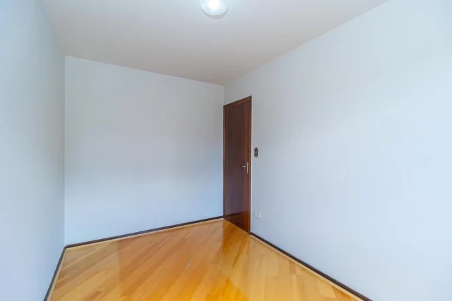 Imagem Apartamento de 3 quartos no bairro Água Verde