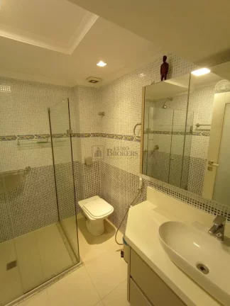 Imagem Apartamento Frente Mar com 3 suítes à venda no Centro de Balneário Camboriú