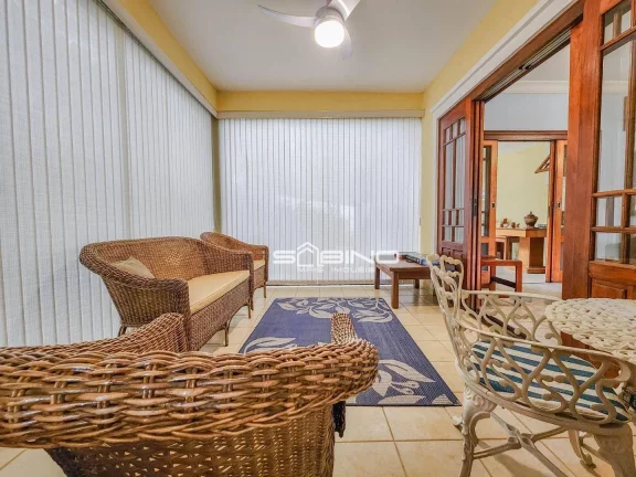 Imagem Casa à venda em Riviera, com 5 dormitórios sendo 5 suítes, 350m² área construída 3 vagas de garagem