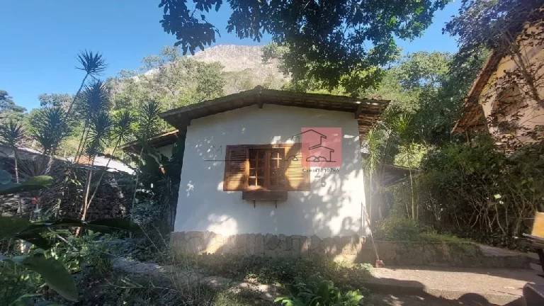 Casa para Venda em Maricá/RJ - 4 Dorm. 213 m2 Área Útil