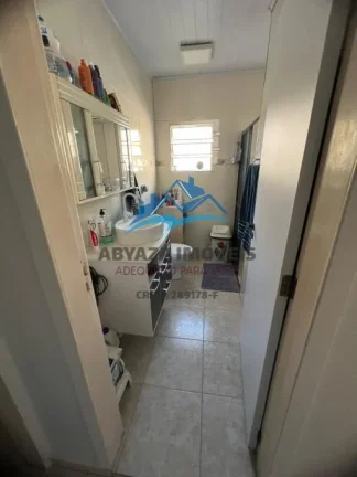 Imagem Casa no Centro de Carapicuíba Próxima à Estação | 5 Dormitórios