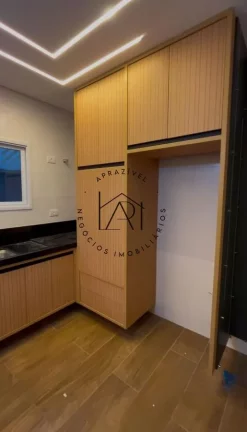 Imagem Casa para Venda em Praia Grande, Ocian, 2 dormitórios, 1 suíte, 2 banheiros, 2 vagas
