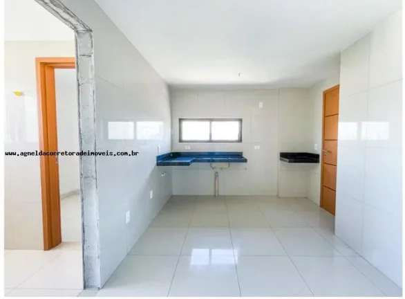 Imagem Cobertura para Venda em Natal, Lagoa Nova, 3 dormitórios, 3 suítes, 4 banheiros, 4 vagas