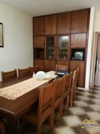 Imagem Casa para fins comerciais a venda, frente para Avenida 9 de Julho. Bairro Anhangabaú. Jundiaí. São Paulo.
