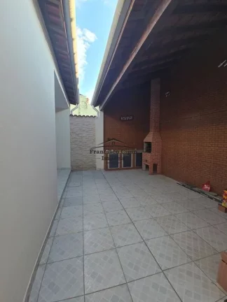 Imagem Casa à venda no bairro Jardim Bela Vista - Guaratinguetá/SP