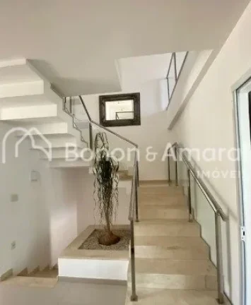 Imagem Casa à venda no Condomínio Alphaville Dom Pedro, Campinas

Descubra este sobrado novo com um proje...