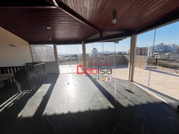 Imagem Cobertura com 3 dormitórios à venda, 123 m² por R$ 630.000,00 - Braga - Cabo Frio/RJ