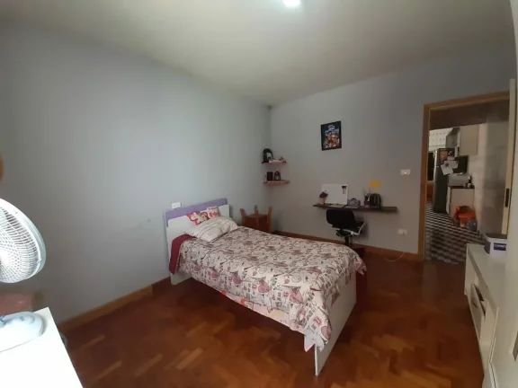 Imagem Casa com 2 Quartos e 2 banheiros à Venda, 100 m² por R$ 568.000
