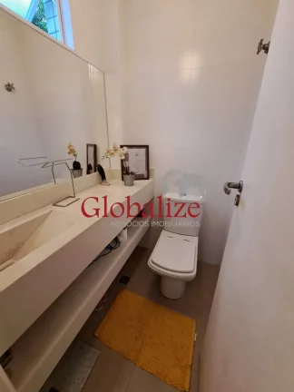 Imagem Sobrado à venda com 3 quartos, 1 suíte, churrasqueira no Embaré em Santos por R$1.600.000,00