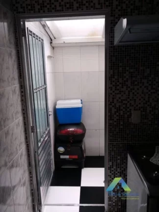 Imagem Santo André condomínio fechado Sobrado 47M², 2 dormitórios, 1 vaga, ótima localização e valor !!!
