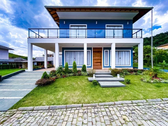 Imagem Casa à venda, 390 m² por R$ 1.945.000,00 - Vargem Grande - Teresópolis/RJ