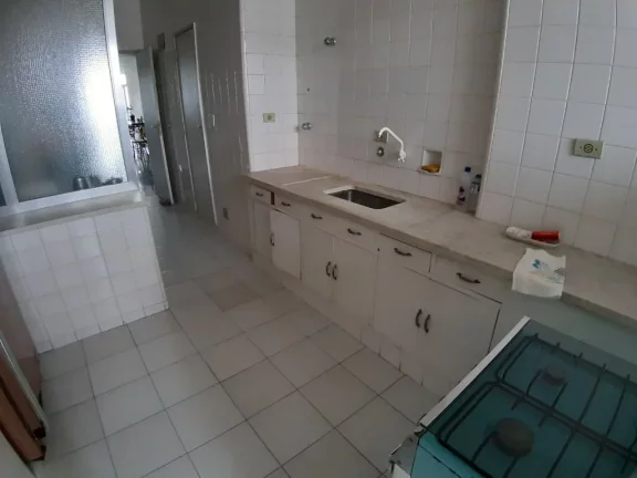 Imagem APARTAMENTO AMPLO FRENTE AO MAR COM LINDA VISTA