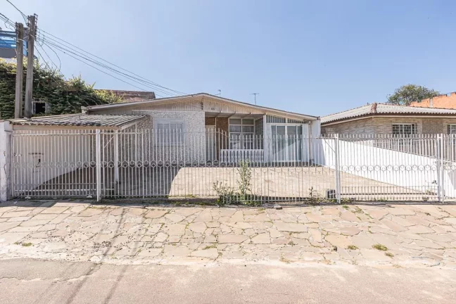 Casa 3 quartos no Seminário Curitiba