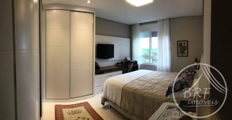 Imagem Alto Padrão - Apartamento 3 suítes 3 vagas de garagem Jurerê Internacional