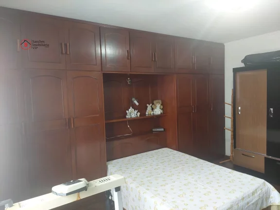 Imagem SOBRADO GRANDE COM EDÍCULA, A VENDA OU LOCAÇÃO. 5 DORMITÓRIOS E 7 VAGAS DE GARAGEM. ÓTIMA LOCALIZAÇÃO, PRÓXIMO AO LARGO DA VILA ZELINA.
