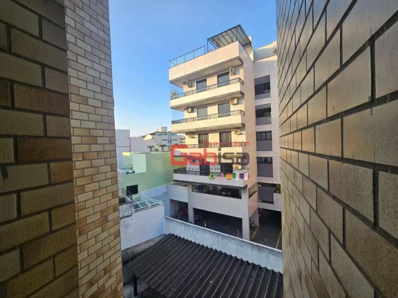 Imagem Apartamento com 3 dormitórios à venda, 140 m² por R$ 620.000,00 - Centro - Cabo Frio/RJ