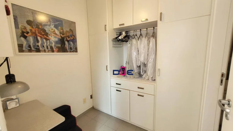 Imagem Apartamento com 3 dormitórios à venda, 180 m² por R$ 1.850.000 - Gonzaga - Santos/SP