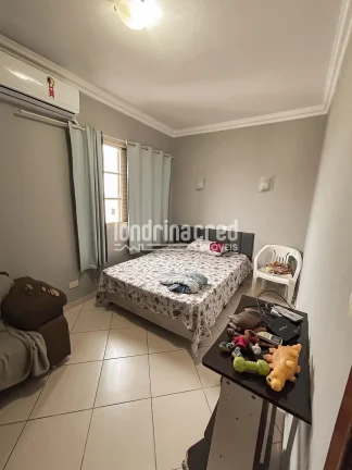 Imagem Apartamento no Jardim Jamaica em Londrina com 2 quartos, cozinha planejada e ótima localização próximo à Av. Arthur Thomas